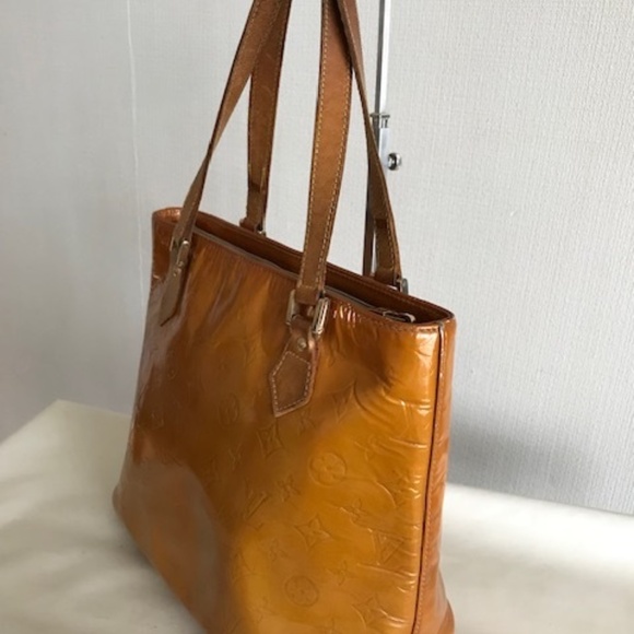 Louis Vuitton Tote Bag Vernis Monogram Houston Tote Bag - Picture 2 of 10